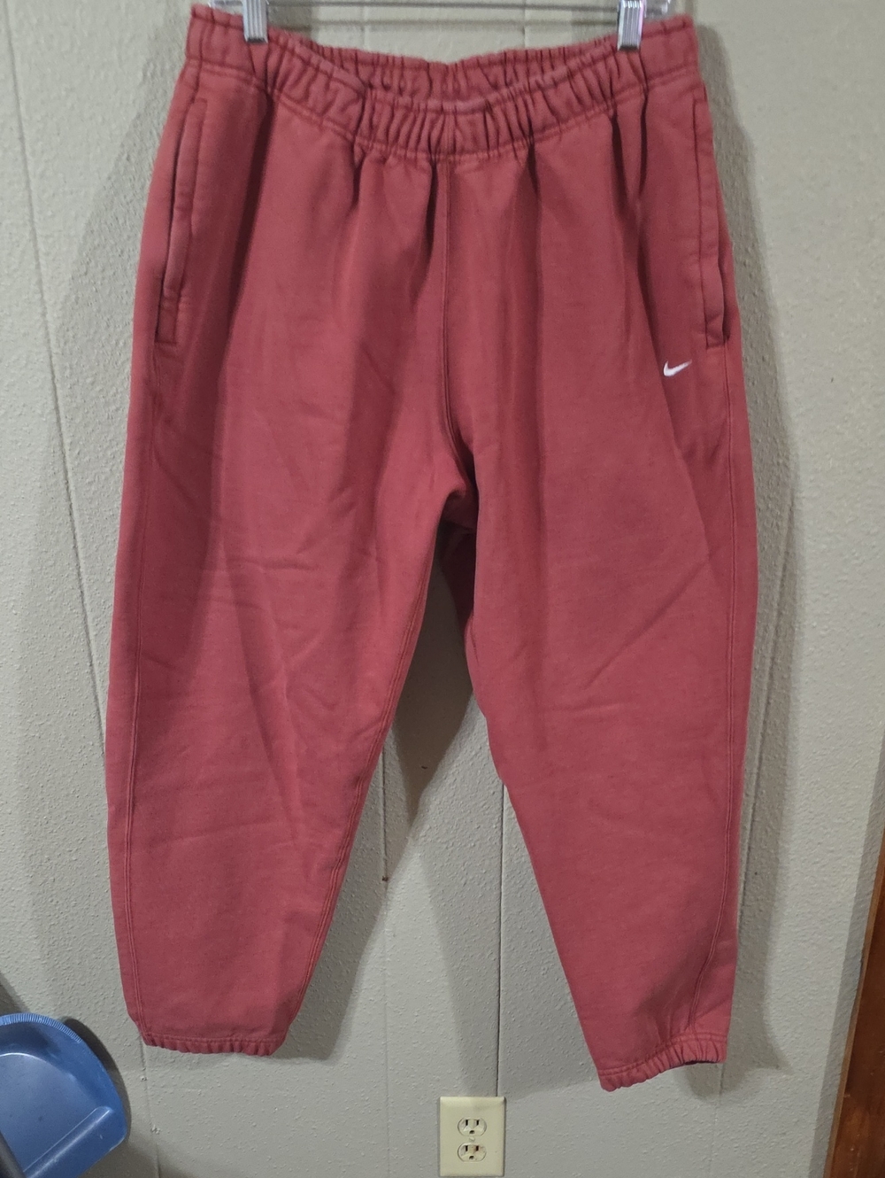 Men's Nike Rust-Red Fleece Joggers Sz L